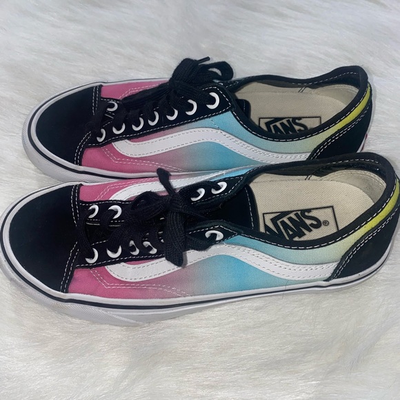 Vans women’s size 8.5 ultracush - Picture 2 of 7